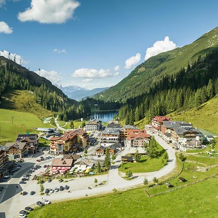 Firstpeak Chalets ツァウヘンゼー エクステリア 写真