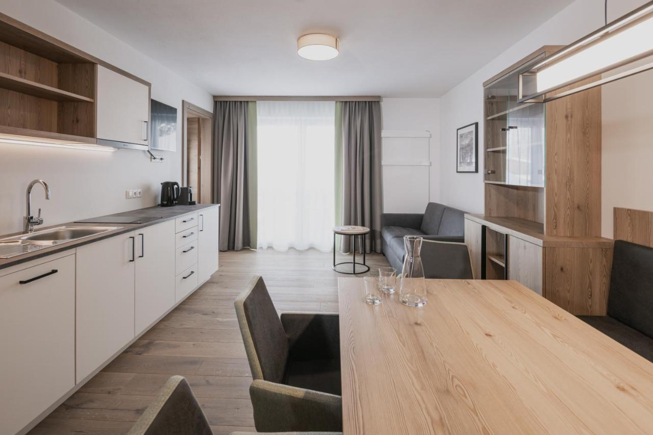 Firstpeak Chalets ツァウヘンゼー エクステリア 写真