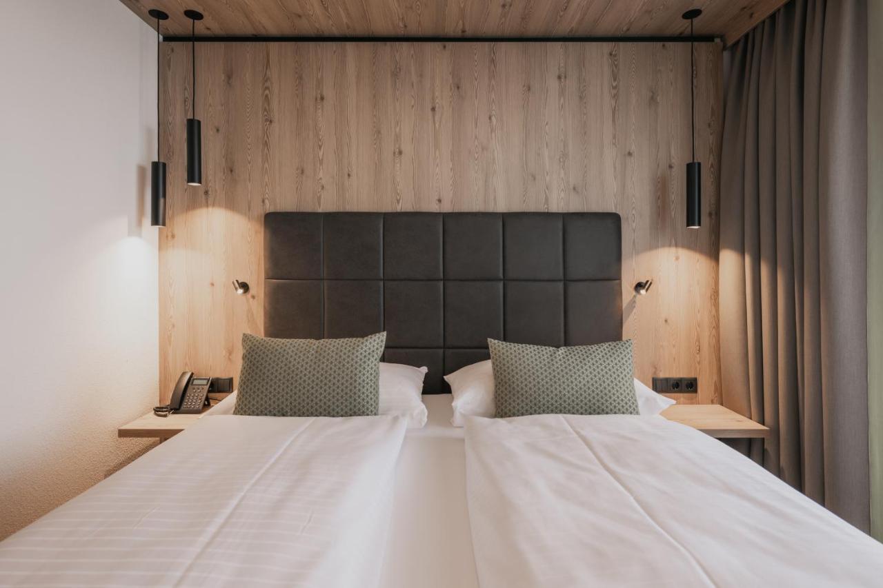 Firstpeak Chalets ツァウヘンゼー エクステリア 写真