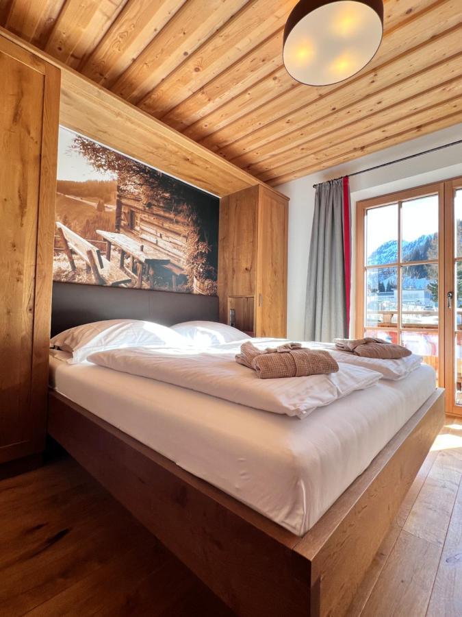Firstpeak Chalets ツァウヘンゼー エクステリア 写真