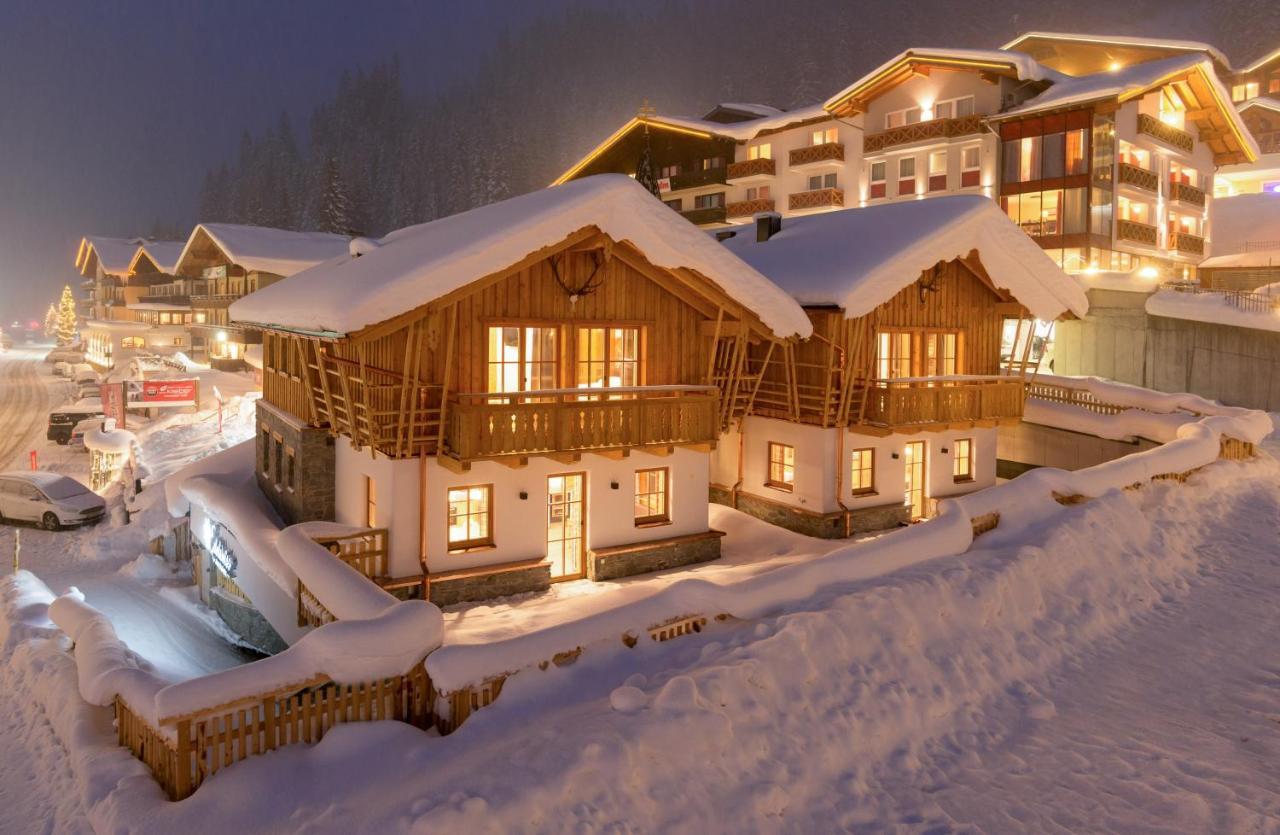 Firstpeak Chalets ツァウヘンゼー エクステリア 写真