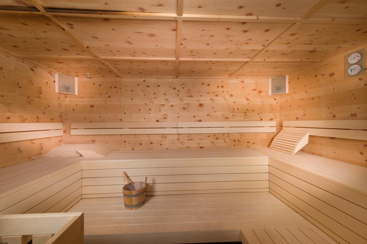 Firstpeak Chalets ツァウヘンゼー エクステリア 写真