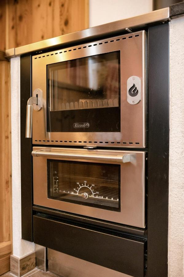 Firstpeak Chalets ツァウヘンゼー エクステリア 写真